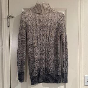 GAP Cream Cable Knit Sweater